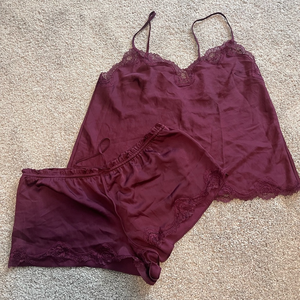 Victoria’s Secret sleep set